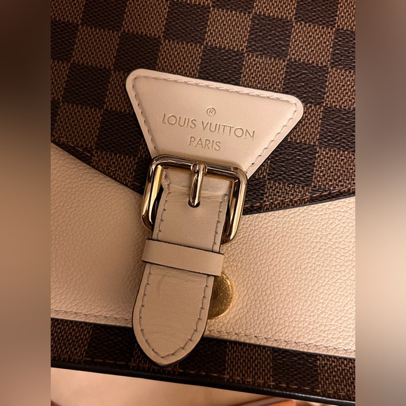 ‼️SOLD‼️ Louis Vuitton Beaumarchais crossbody bag - Picture 8 of 12